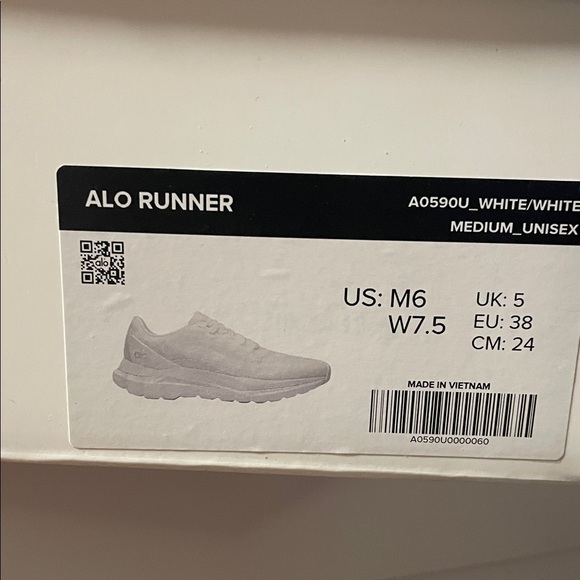 ALO Yoga , Runners unisex - Picture 6 of 6